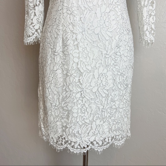 ✖️SOLD✖️•ADRIANNA PAPELL•White Formal Lace-Overlay Sheath Dress w/Metallic Sheen - Picture 6 of 15
